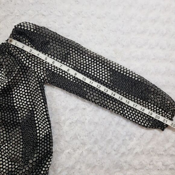 White House Black Market off the shoulder grey polka dot blouse with elastic wai - Picture 6 of 8